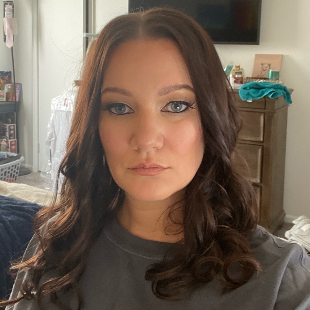 Meet your Posher, Lyndie